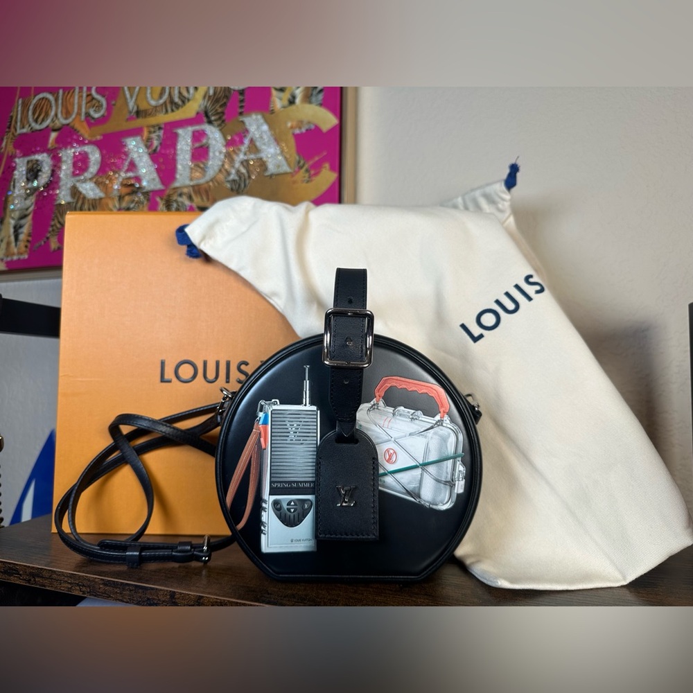 Authentic Louis Vuitton Petite Boite Chapeau Black Round Mini Bag Graphic Print